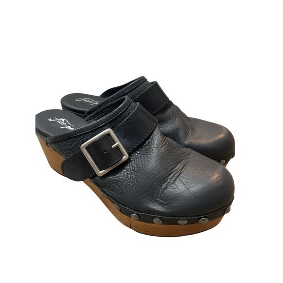 Free People Shoes - Free People Culver City Clogs Boho European Size 10 /40 NWOT Mule Leather Upper